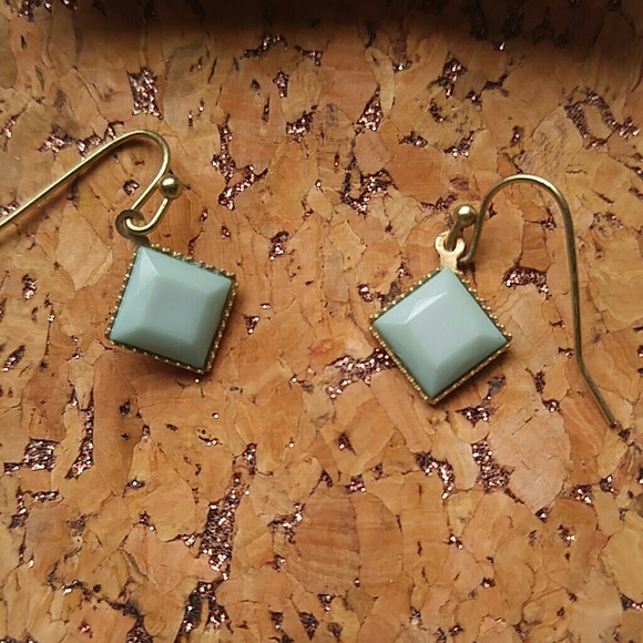 ♦ 3 for $15 Costume Mint Earrings NWOT - Picture 2 of 7